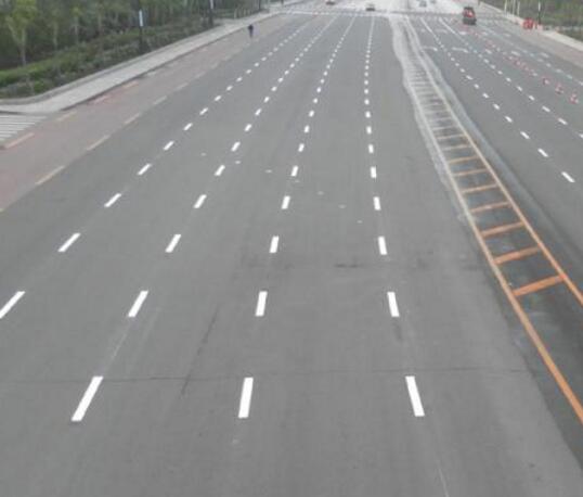 【重點(diǎn)知識(shí)】安康道路標(biāo)線涂料廠家生產(chǎn)的有啥特點(diǎn)？