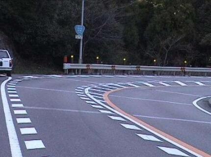 道路標(biāo)線在彎道處怎么畫？請看下文！